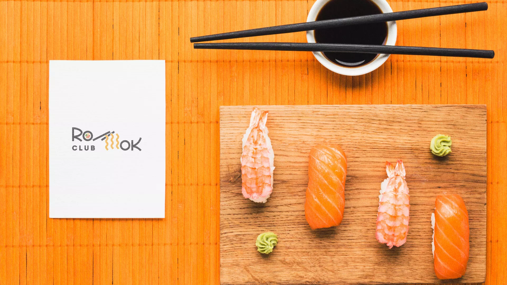 Создание логотипа суши-бара «Roll Wok Club» в Норильске